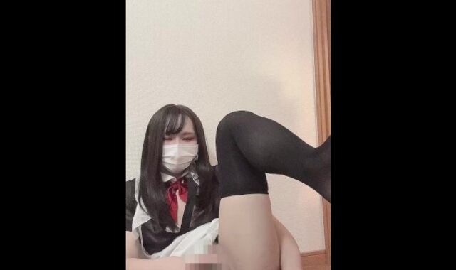 おとこの娘メイドがアナルオナニーする動画