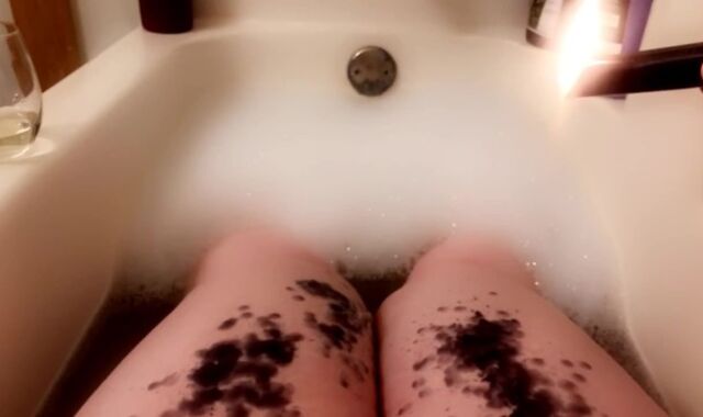 thicc trans PLUS-SIZE drips paraffin wax on thighs in the bath bathtub