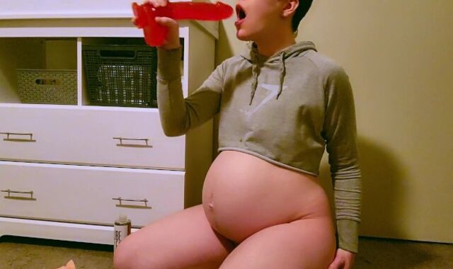 Pregnant FTM Supah-super-bitch Gags on Excellent-sized Fake-wood