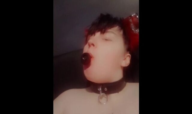 Sissy ftm catboy fellates his backside-speculum